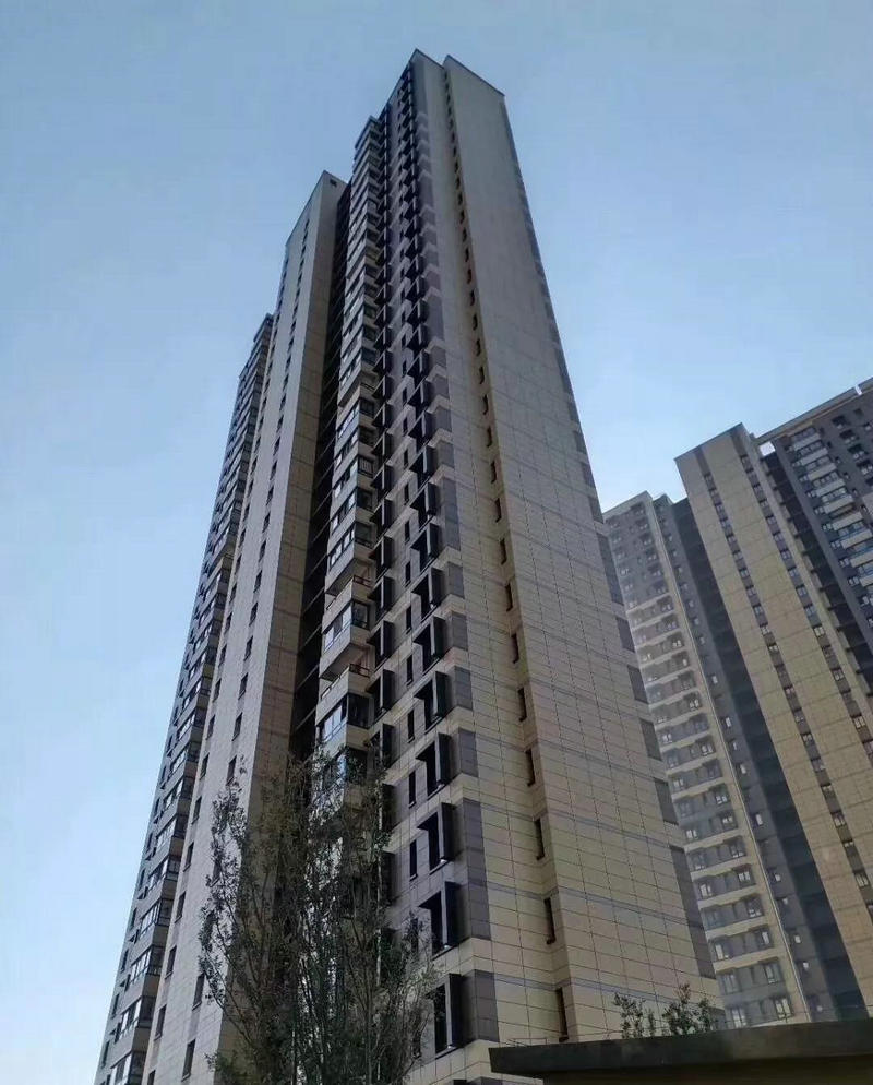 真石漆與罩面漆——搭配施工效果好、質(zhì)量穩(wěn)、更出彩